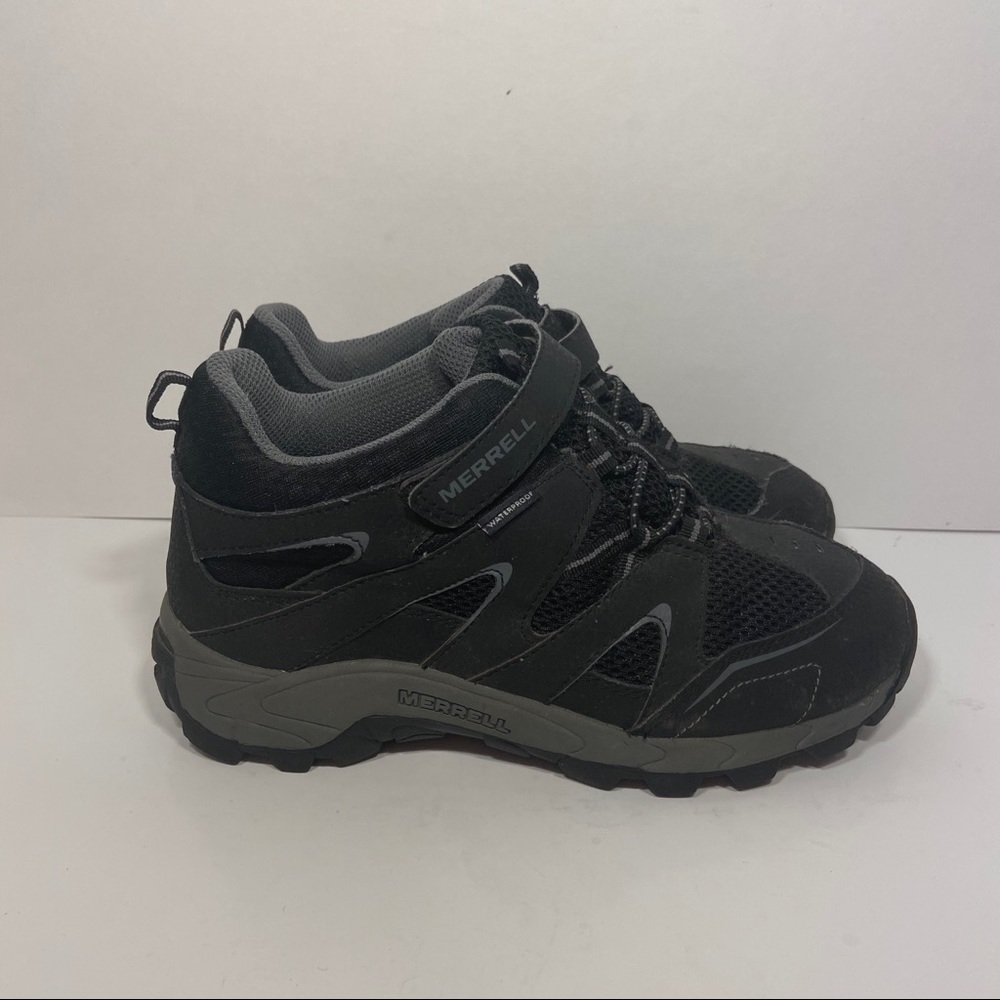 Merrell Youth Kids 3.5M Hilltop Mid Hiking Shoes